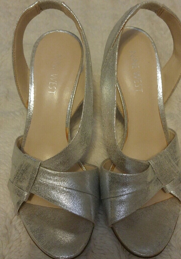 Nine West silver metallic leather sandals